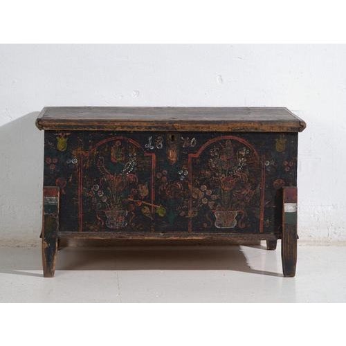 Wood Antique Red Colored Trunk in Wood, 1870 For Sale - Image 7 of 12