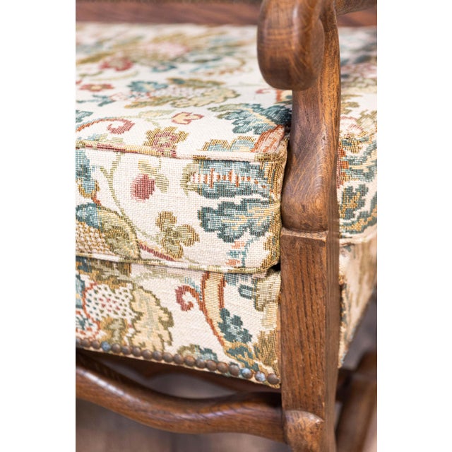 Wood 20th Century French Mutton Leg Walnut Sofa For Sale - Image 7 of 11