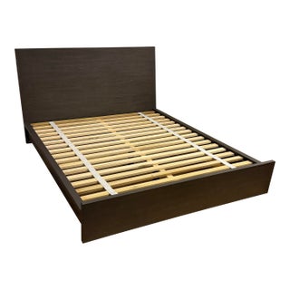 Queen Size Crate & Barrel Reed Bed Frame For Sale
