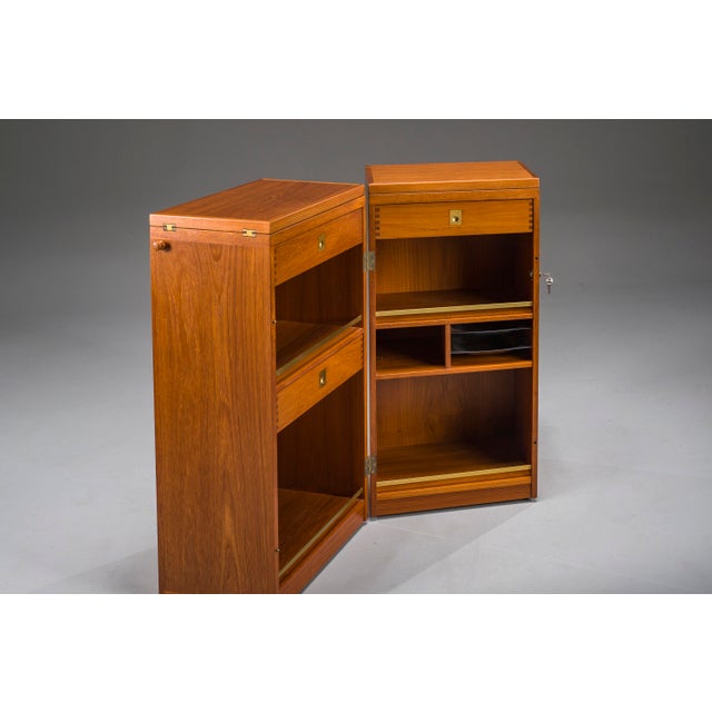 Vintage Teak Bar Cabinet by Reno Wahl Iversen for Dyrlund, Denmark, 1960s For Sale - Image 18 of 18