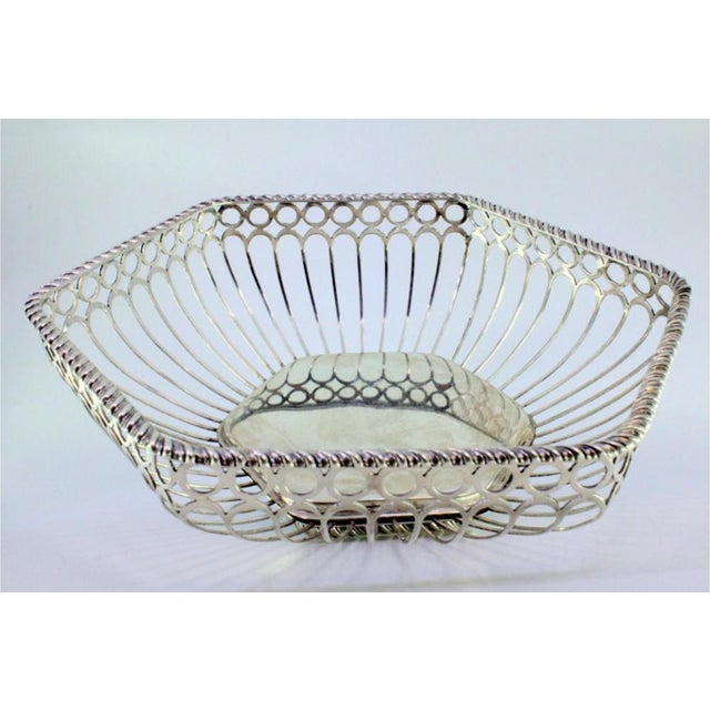 Grid-Shaped Silver Fruit Bowl with Hexagonal Scrolled Frieze For Sale - Image 5 of 8
