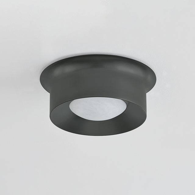 A sleek flush mount with unadorned metalwork, Noxon celebrates the beauty of simplicity. Situated within the metal frame,...