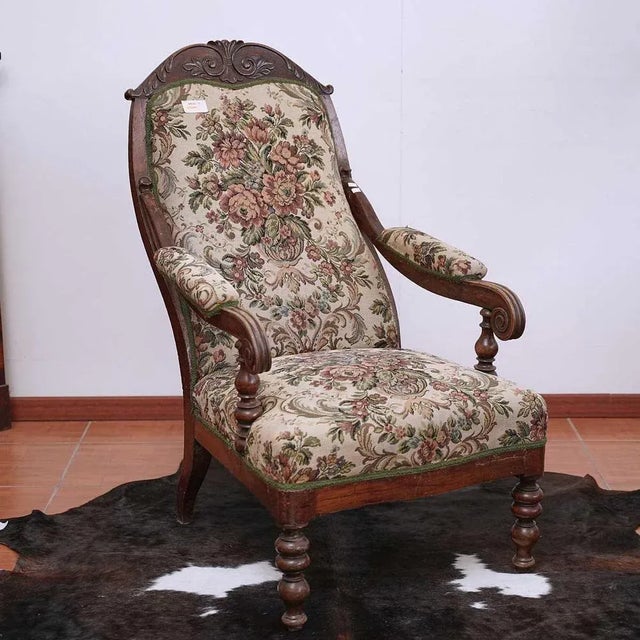 Antique Armchair in Walnut, 1800 For Sale - Image 11 of 11