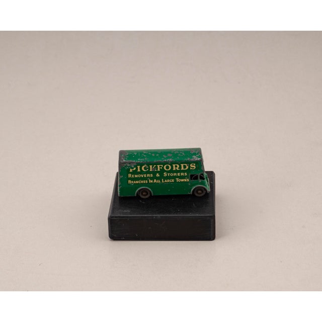 Mid-Century Modern Removal van Pickfords Lesney Series No 46 from Matchbox For Sale - Image 3 of 17