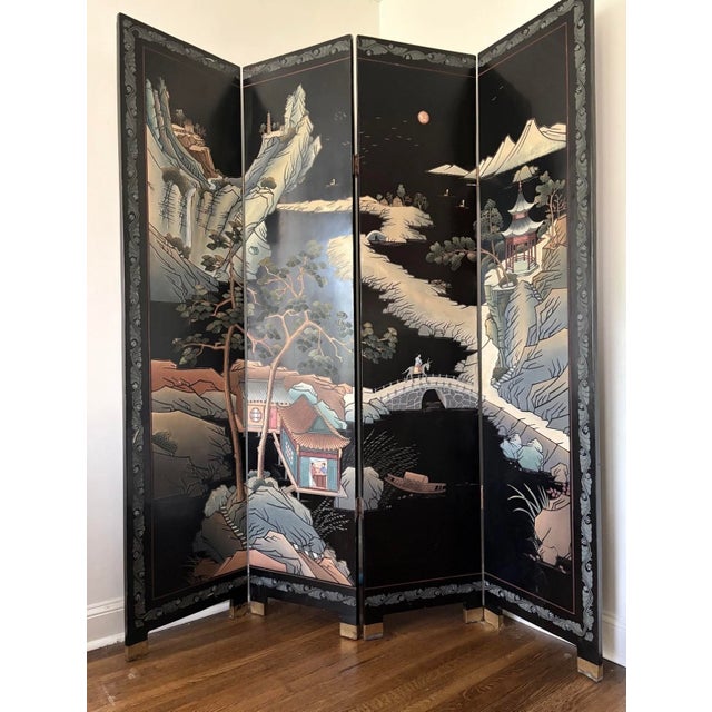 1960s Chinese Export Four-Panel Coromandel Lacquer Folding Screen For Sale - Image 4 of 4