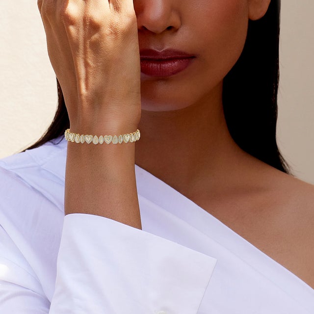 Contemporary 10K Yellow Gold Round Baguette Diamond Designer 7 Inch Bracelet 2-3/8 Cttw For Sale - Image 3 of 3