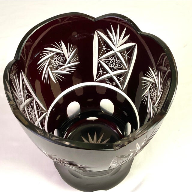 Glass Bohemian-Cased , Ruby Cut to Clear- Crystal Vase With Starbursts and Geometric Cut Patterns Along the Flared Rim For Sale - Image 7 of 8
