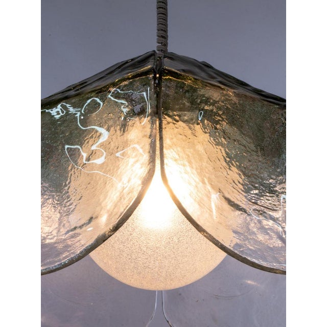 Petal Pendant Lamp in Murano Glass by Carlo Nason for Mazzega, Italy, 1960s For Sale - Image 3 of 12