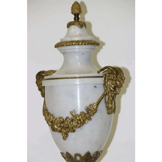 Rare c.1820 Monumental White Marble Gilt Bronze Mounts Cassolette Urn For Sale In West Palm - Image 6 of 9