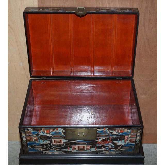 Large Vintage Chinese Hand-Painted Chests on Stands, Set of 2 For Sale - Image 12 of 18