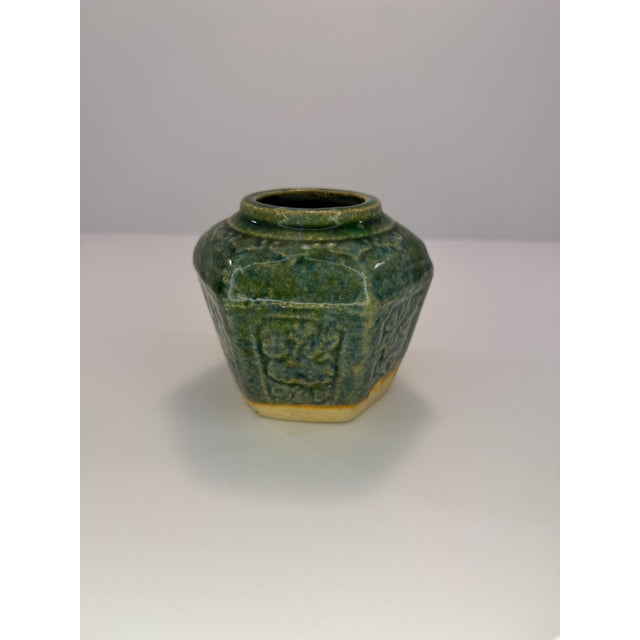 15th Century & Earlier Green Shiwan Chinese Pottery Ginger Jar For Sale - Image 5 of 7