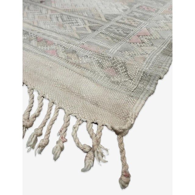 1970s Ivory Handwoven Berber Flatweave Rug - 12 X 5.4 Ft For Sale - Image 5 of 6