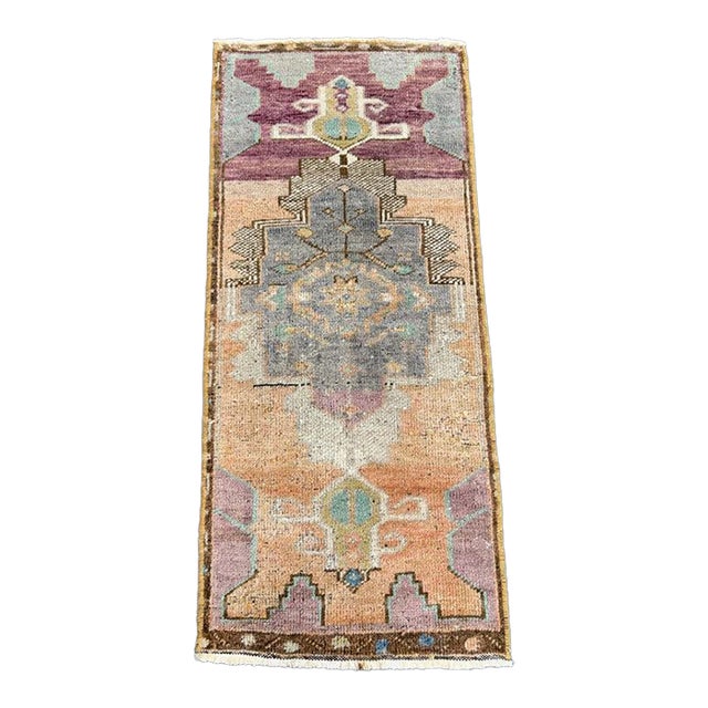 Turkish Yastik Rug 1'5" x 3'3" For Sale
