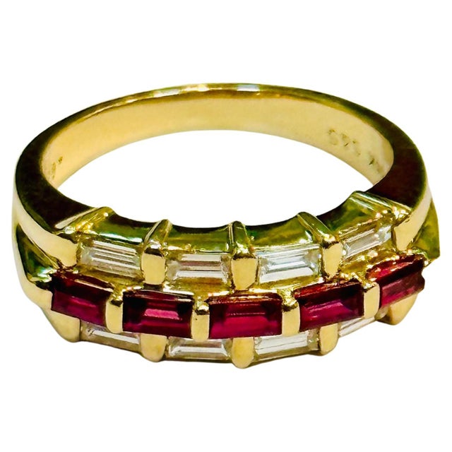 Baguettes Diamonds & Princess Cut Natural Burma Ruby Ring 14 Karat Yellow Gold For Sale - Image 17 of 18