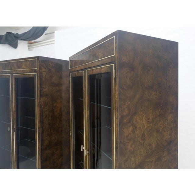 Pair of Dark Burl Wood Lighted Display Curio Cabinets Vitrines Mastercraft MINT For Sale - Image 18 of 18