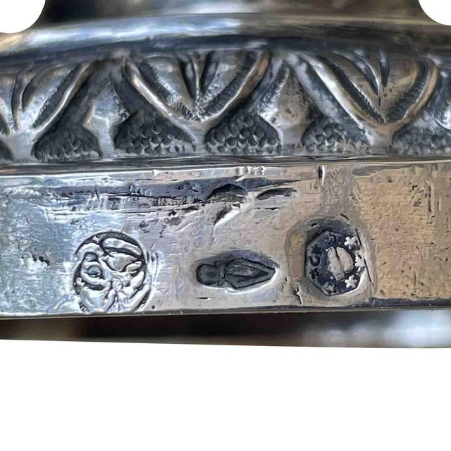 Metal Vase with Angels in Embossed, Chiseled and Engraved Silver, Brescia, Italy, 1850s For Sale - Image 7 of 11