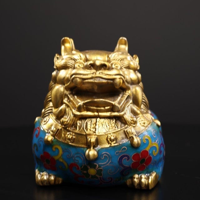 This striking vintage statue features a traditional Pixiu, a mythical creature in Chinese culture believed to attract...