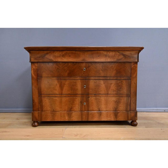 Restoration Chest of Drawers in Burr Walnut, 19th Century For Sale - Image 6 of 17