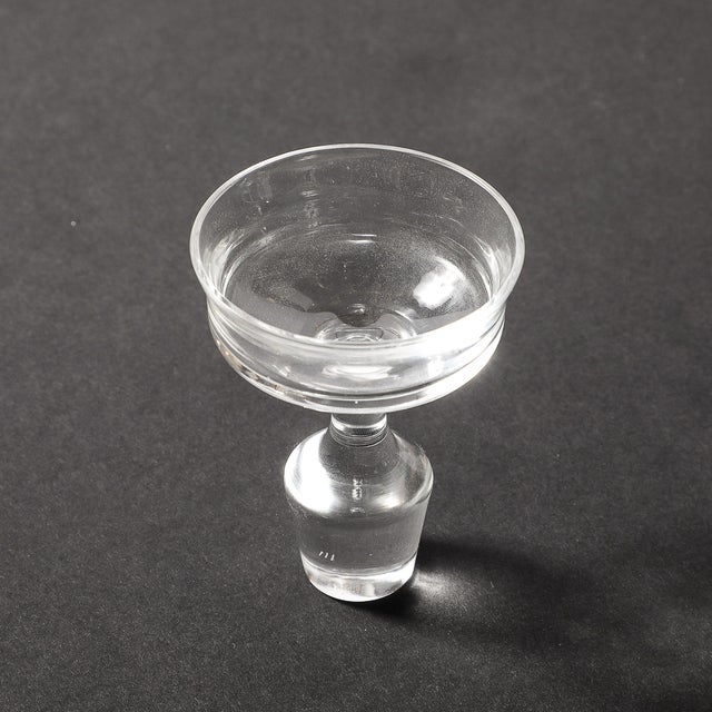 Mid-Century Modernist Sculptural Crystal Decanter With Basin Form Stopper For Sale - Image 4 of 16