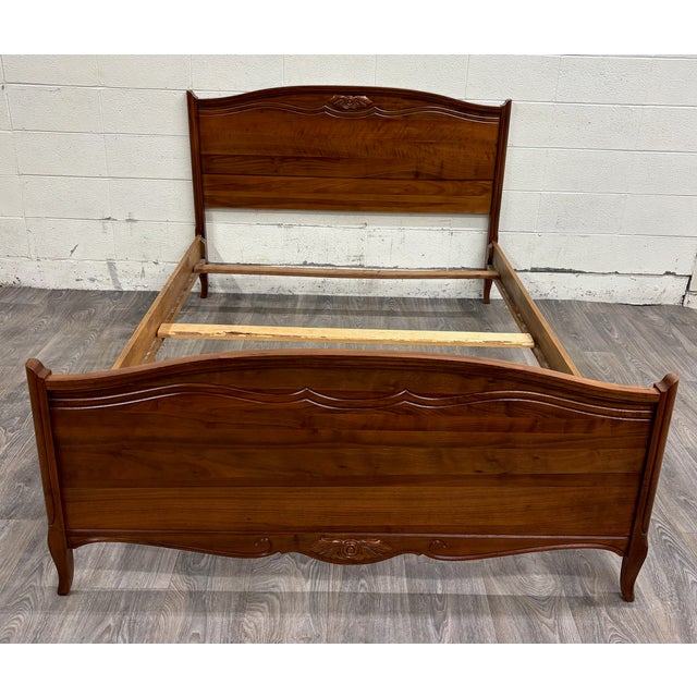 Victorian Vintage Full Size Victorian Carved Solid Wood Bed For Sale - Image 3 of 12