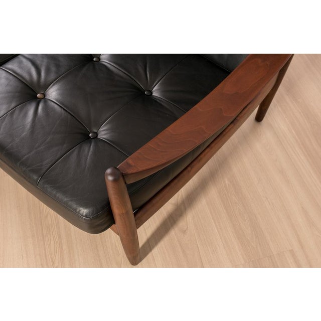 Wood Scandinavian 3-Seater Sofa in Wood and Black Leather, 1960s For Sale - Image 7 of 12