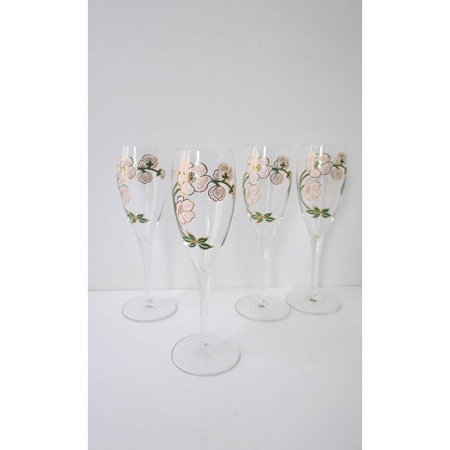 Light Pink French Perrier-Jouet Champagne Flutes Glasses, Art Nouveau, Set of 4 For Sale - Image 8 of 11
