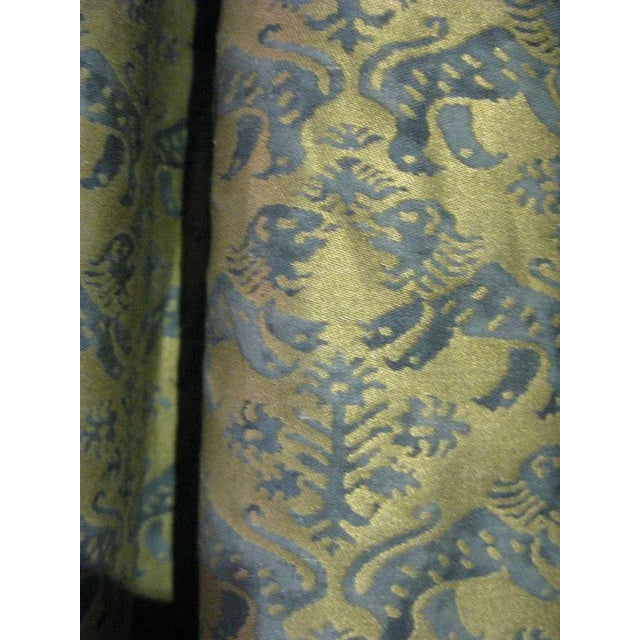 Fortuny Vintage Mariano Fortuny Fabric Draperies Famed Sister Parrish Library-Fabric "Richelieu' Pattern Blu For Sale - Image 4 of 8