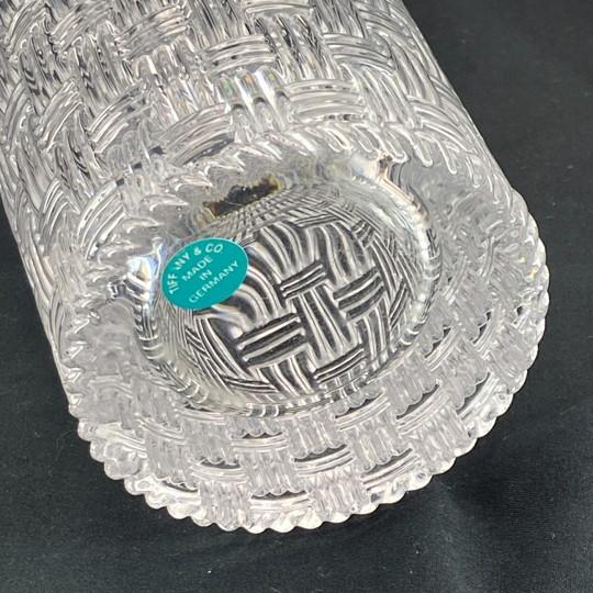 Tiffany & Co. Woven Basket Weave Crystal Cylinder Vase 8-Inch (New - No Box) Vintage 1990s For Sale - Image 12 of 16