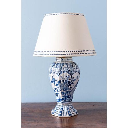 Blue and White Faience Vase Lamps from Samson, 19th Century, Set of 2 For Sale - Image 3 of 13