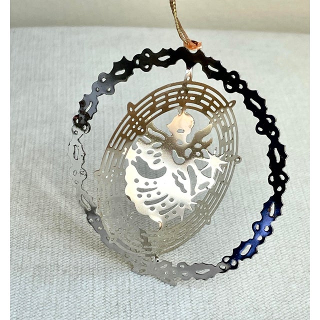 1980s Vintage Christmas Angel Ornament - Plated Brass - Christmas Fantasy For Sale - Image 5 of 5