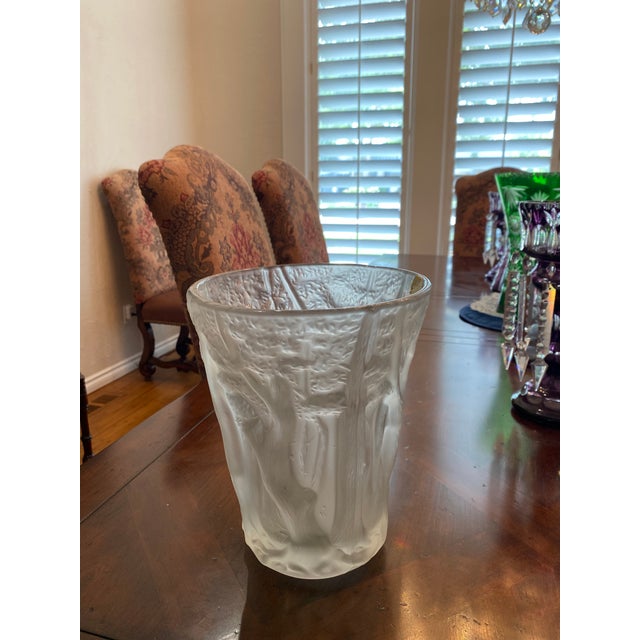 1970s Lalique Style Vase For Sale - Image 4 of 8