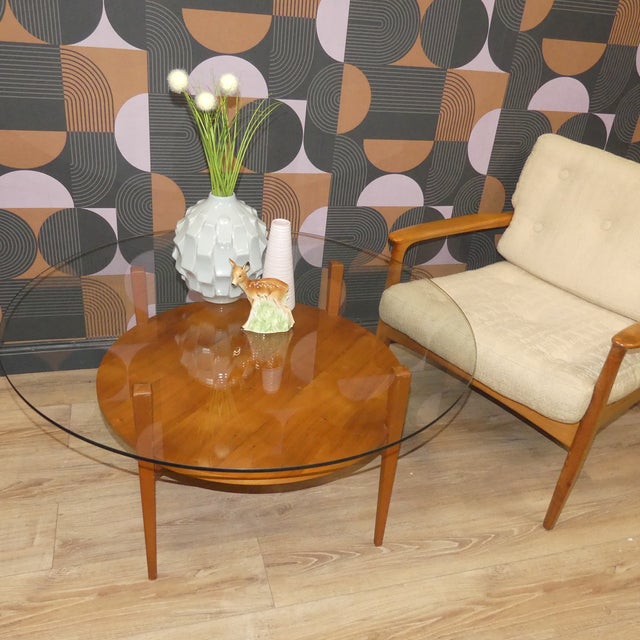 Mid-Century Moderm Coffee Table in Glass and Wood with Tapered Round Legs, 1960s For Sale - Image 13 of 16