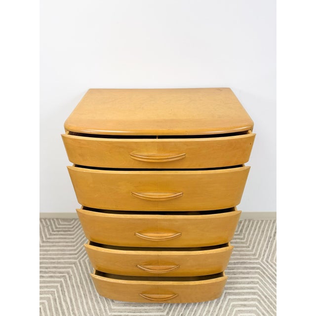 Heywood Wakefield MCM Tallboy 5-Drawer Dresser Pre-Wwii Vintage 32" Wide For Sale - Image 9 of 18