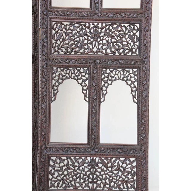 Anglo-Indian Mughal Hardwood Three-Panel Screen For Sale - Image 12 of 13