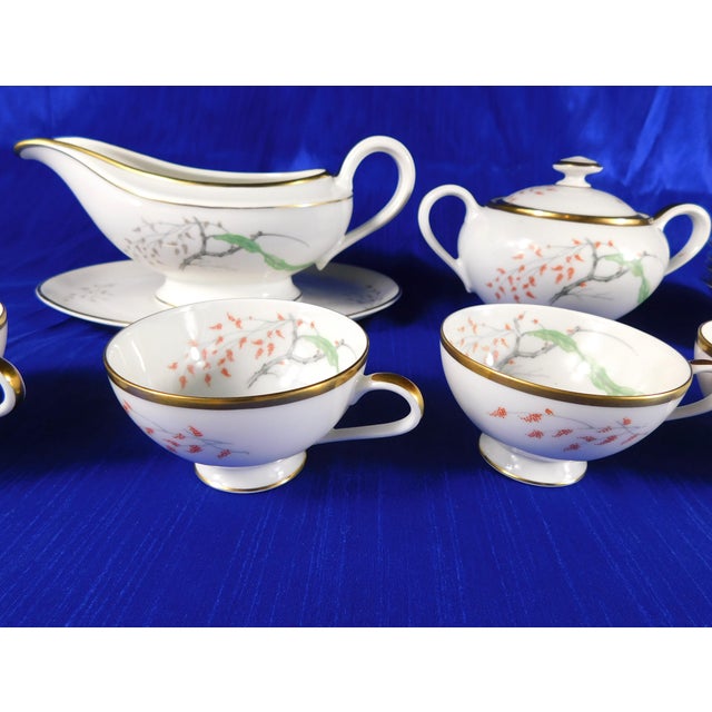 Ceramic 1960s Thomas Bavaria Thirteen Piece Serving Set With Gravy Boat - 13 pcs For Sale - Image 7 of 16