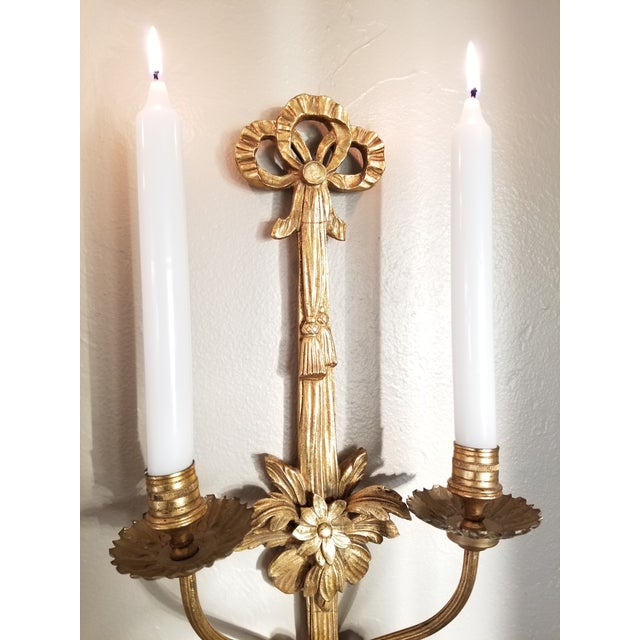 Vintage Pair of Friedman Brothers New York Louis XVI Style Gilt Gesso Wall Sconces For Sale - Image 6 of 18