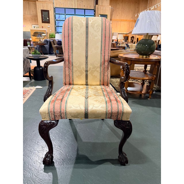 Wood Late 20th Century Drexel Heritage Traditional Mahogany Dining Set For Sale - Image 7 of 12