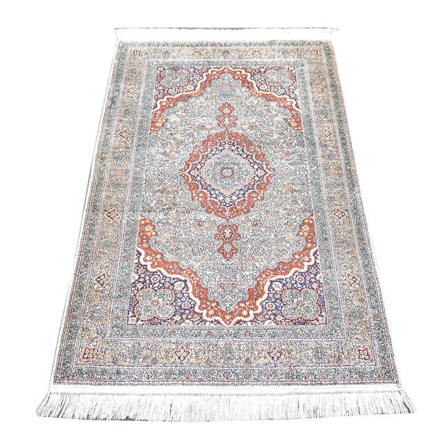 Condition: Vintage Circa: 1980s Origin: China-Persia Design: Hereke Actual size: 3'1" x 5'0" Thickness: 1/4" Color: White,...
