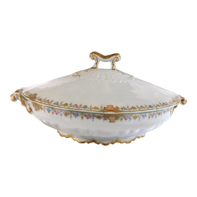 1900s Haviland Schleiger 630-2 Covered Casserole Dish For Sale