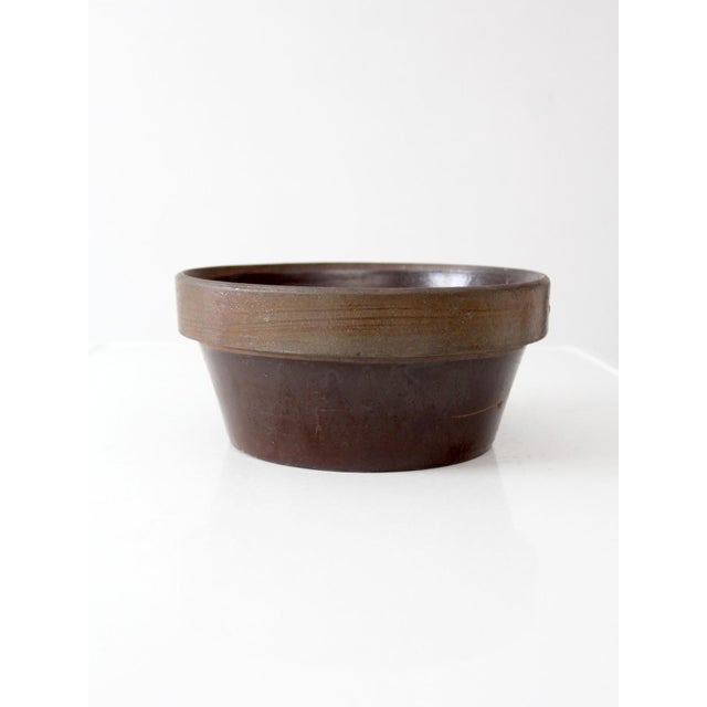 Early 20th Century Antique American Stoneware Mixing Bowl With Brown Glaze For Sale - Image 5 of 14