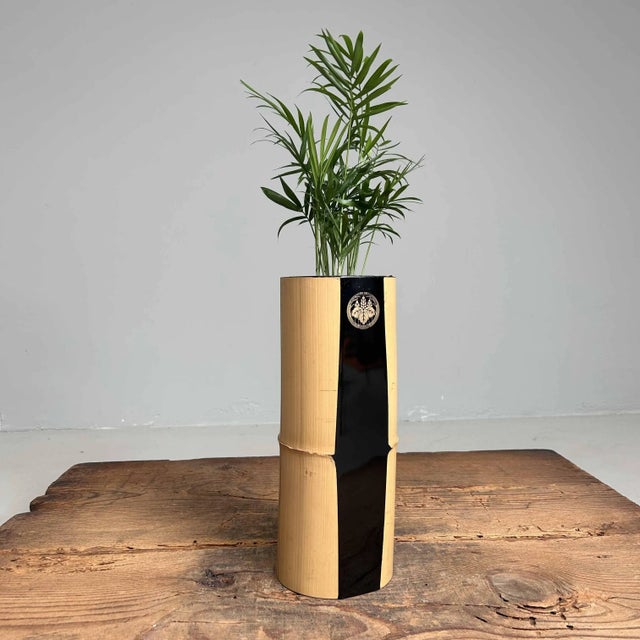 Shōwa Era Lacquered Bamboo Ikebana Vase, Japan, 1950s For Sale - Image 10 of 10