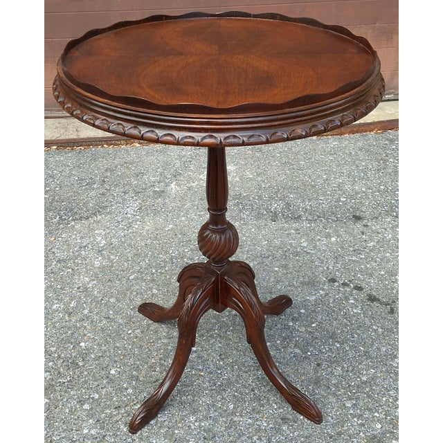 Newly Refinished George II Stye Pie Crust Side Wine Plant Lamp Table, Circa 1890s Key Design Features Piecrust Top: The...