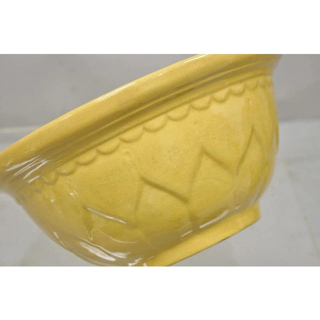 Traditional Mid 20th Century American Provincial Country Primitive Yellow Pottery Ceramic Wash Basin Bowl For Sale - Image 3 of 9