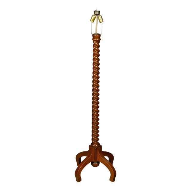 English Turn of the Century Oak Barley Twist Floor Lamp with Quadripod Base For Sale