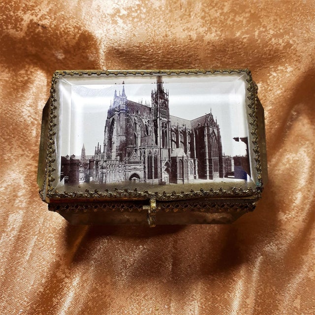 Antique Victorian Glass and Brass Jewellery Box, 19th Century For Sale - Image 5 of 7