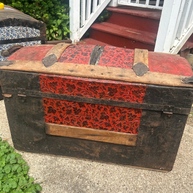 Late 19th Century Antique Child’s Red ‘Dome’ Trunk For Sale - Image 5 of 9