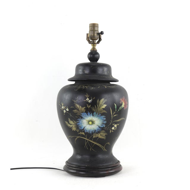 Vintage Hand-Painted Porcelain Chinese Style Jar Table Lamp For Sale - Image 10 of 10