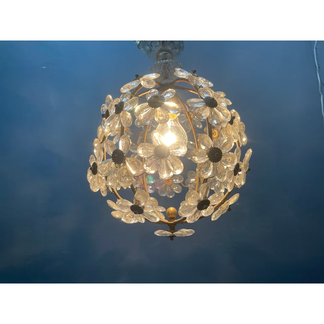 1940s Crystal Flower Ball Light Pendant from Maison Baguès, 1940s For Sale - Image 5 of 13