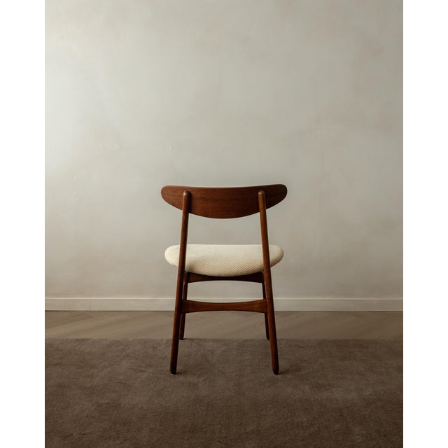 Mid-Century Modern Teak CH30 Dining Chairs by Hans J. Wegner for Carl Hansen & Son, 1960s, Set of 4 For Sale - Image 9 of 18