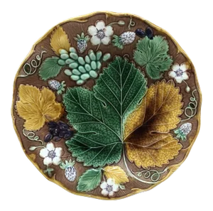 Majolica Strawberry & Leaves Plate Wedgwood Circa 1890
